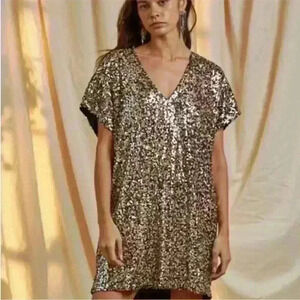 By Together Sparkle All Over Sequin V Neck Mini Dress Festive Party Size Small